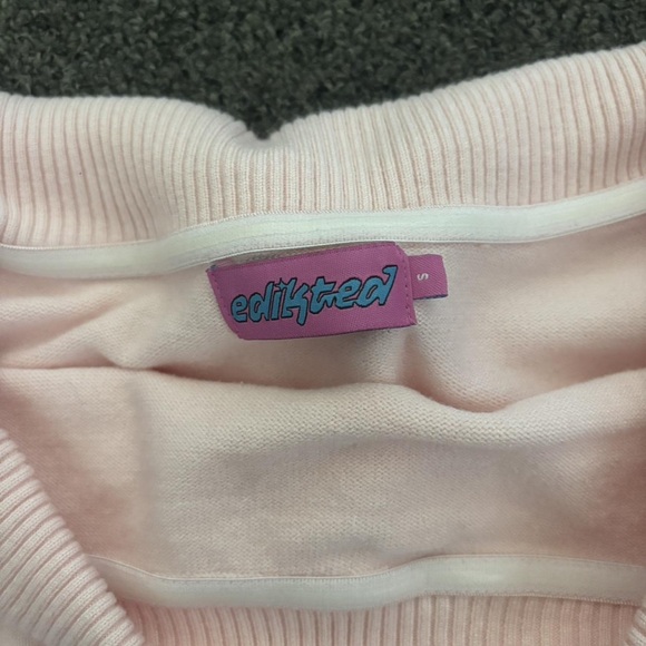 Edikted Blush Off-Shoulder Sweater - Picture 2 of 2
